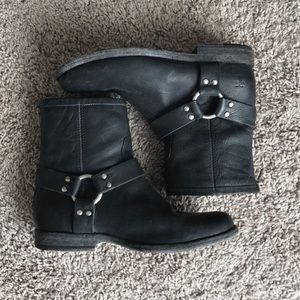 Frye Phillip Harness Short Boot